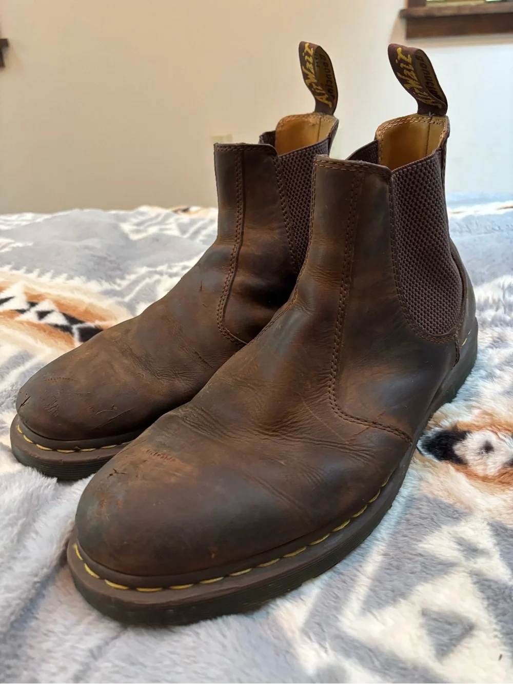 Dr. Martens Men’s Brown Chukka Chelsea Boots 13